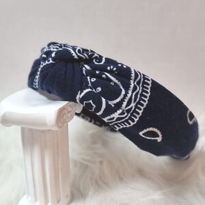NAVY BLUE HANKERCHIEF PATTERN CLOTH HEADBAND Paisley western